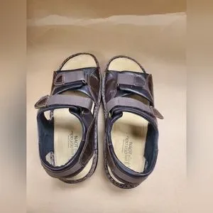 Naot | Shoes | Naot Andes Soft Brown Leather Cork Insole  display picture 3